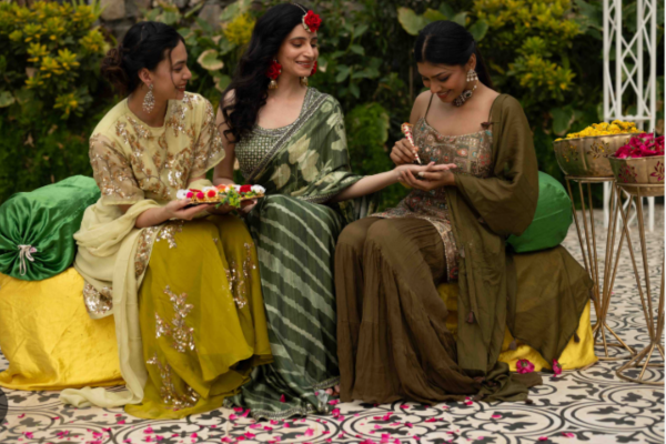 Top Fashion Trends of 2025: How to Incorporate Them into Your Everyday Style 2 Fashion Trends