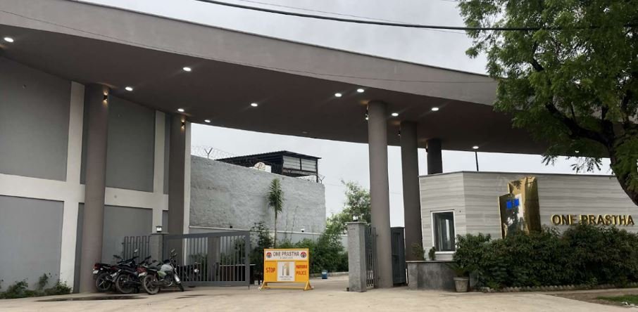 32862 oneprastha1308 DNjI7M