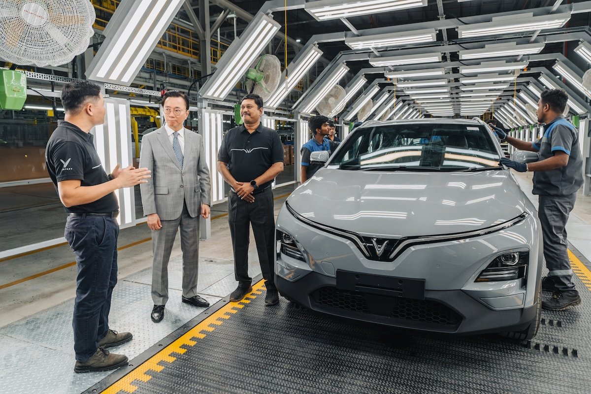 33725 vinfast0811 HX7vvc