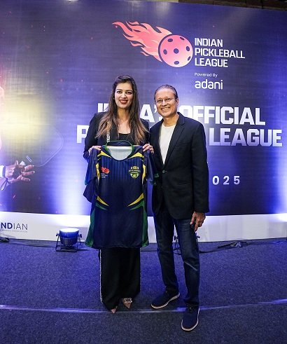 33878 Mrs Aishwarya Bansal and Mr Vineet Jain sWdGpt