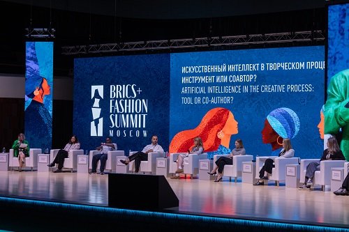 37168 1 BRICSFashion Summit osX66X