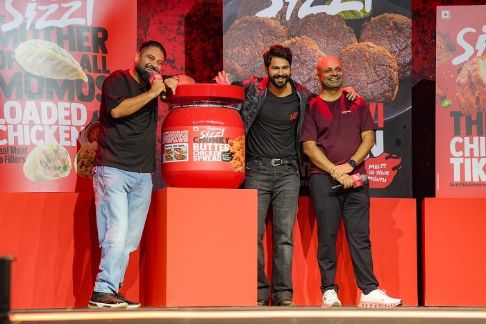 37291 Varun Dhawan with Licious yYLhXQ